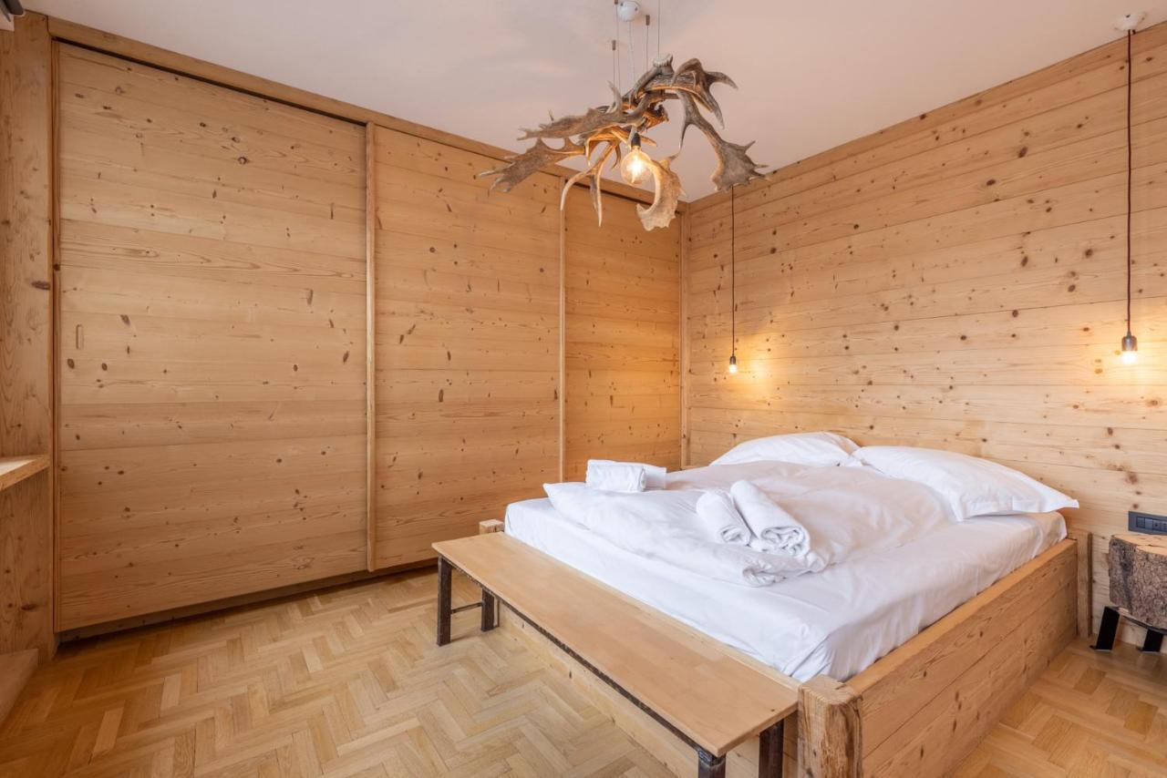 Casa Olimpia Apartment กอร์ตินาดัมเปซโซ ภายนอก รูปภาพ